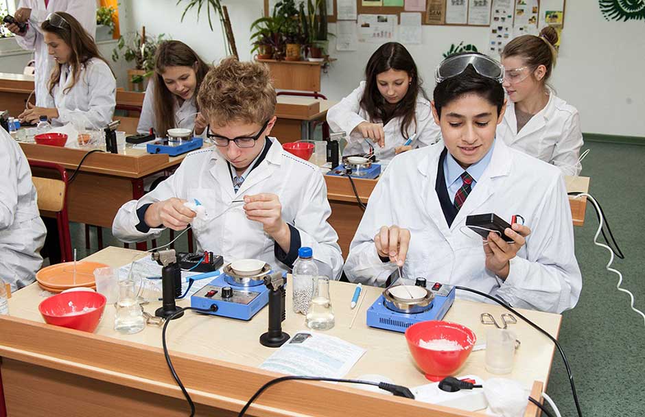 Заказать аттестат 9 классов Купить аттестат 9 классов